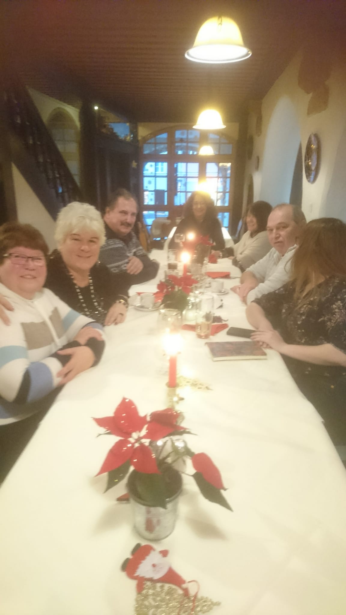 Weihnachtsessen der Gruppe